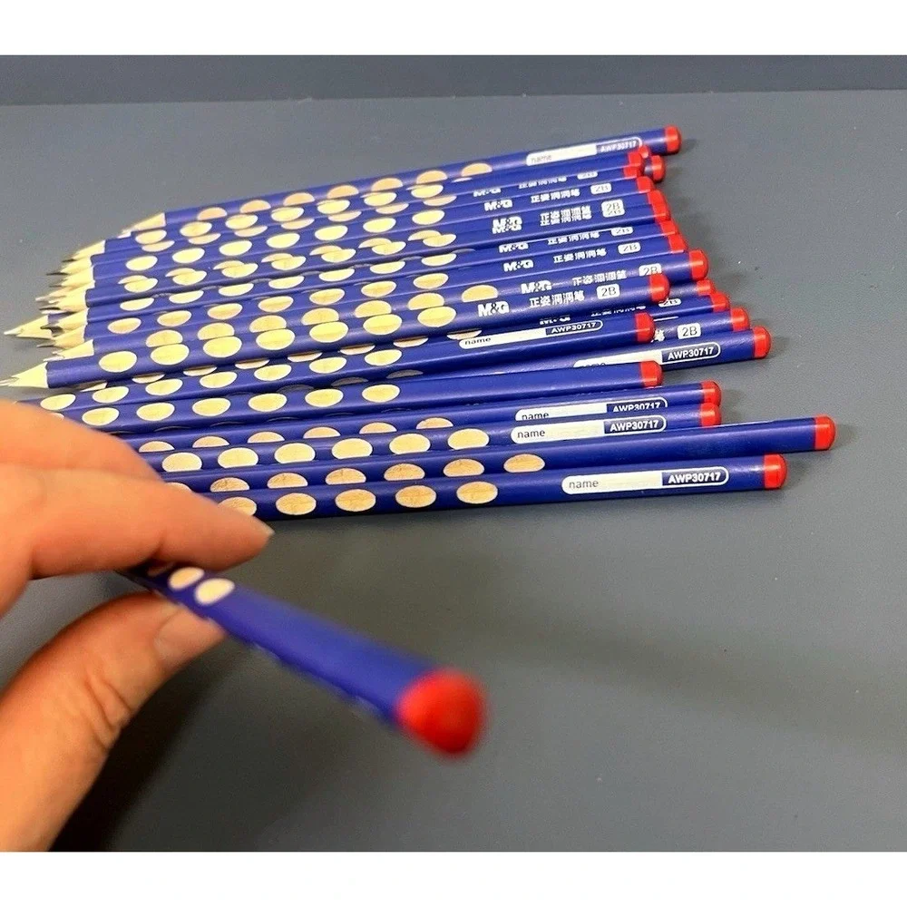 30 Pack Ergonomic Triangular Shape Wood Pencils Three Flat Sides Sharpened‎ Blue